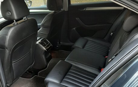 Skoda Superb III рестайлинг, 2019 год, 1 900 000 рублей, 11 фотография