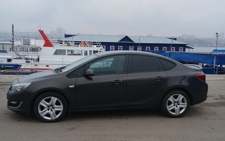 Opel Astra J, 2013 год, 635 000 рублей, 9 фотография