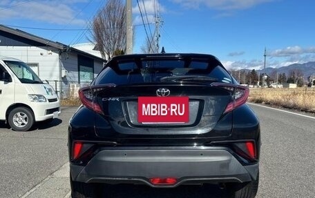 Toyota C-HR I рестайлинг, 2017 год, 1 400 001 рублей, 4 фотография