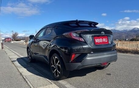 Toyota C-HR I рестайлинг, 2017 год, 1 400 001 рублей, 5 фотография