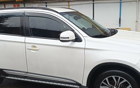 Mitsubishi Outlander III рестайлинг 3, 2021 год, 2 480 000 рублей, 18 фотография