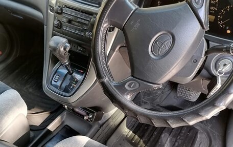 Toyota Harrier, 1999 год, 750 000 рублей, 3 фотография
