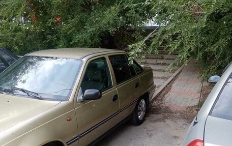 Daewoo Nexia I рестайлинг, 2006 год, 85 000 рублей, 1 фотография