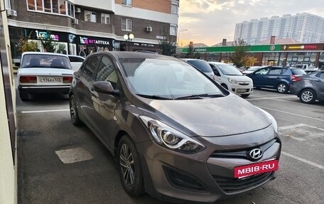 Hyundai i30 II рестайлинг, 2013 год, 860 000 рублей, 2 фотография