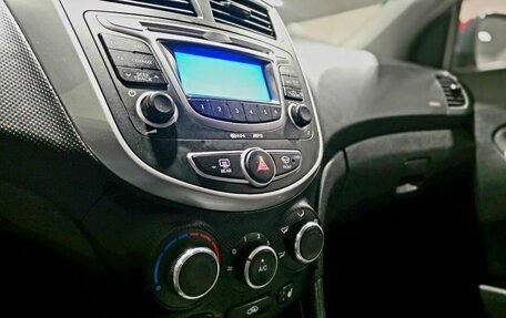 Hyundai Solaris II рестайлинг, 2012 год, 699 000 рублей, 12 фотография