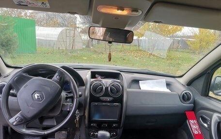 Renault Duster I рестайлинг, 2016 год, 900 000 рублей, 3 фотография