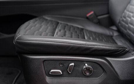 Cadillac Escalade V, 2025 год, 22 500 000 рублей, 28 фотография