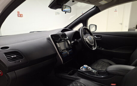 Nissan Leaf I, 2017 год, 1 319 000 рублей, 13 фотография