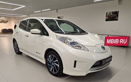 Nissan Leaf I, 2017 год, 1 319 000 рублей, 3 фотография