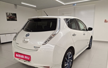 Nissan Leaf I, 2017 год, 1 319 000 рублей, 6 фотография