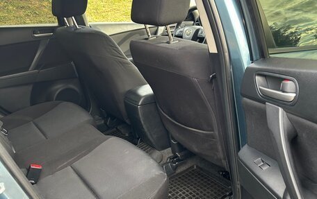 Mazda 3, 2010 год, 700 000 рублей, 24 фотография