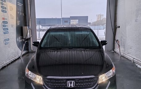 Honda Stream II, 2012 год, 1 780 000 рублей, 1 фотография