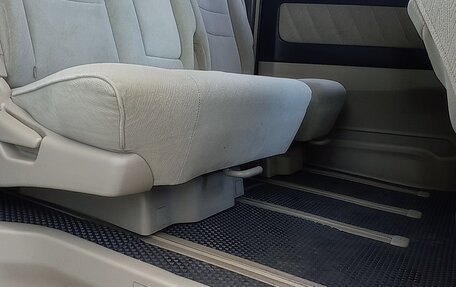 Toyota Alphard III, 2005 год, 1 800 000 рублей, 16 фотография