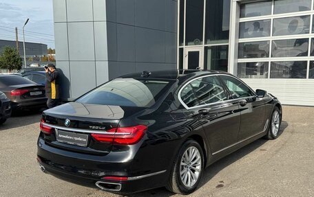 BMW 7 серия, 2017 год, 2 650 000 рублей, 10 фотография