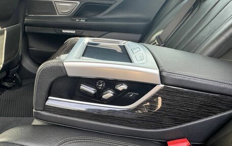 BMW 7 серия, 2017 год, 2 650 000 рублей, 17 фотография