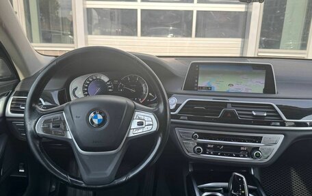 BMW 7 серия, 2017 год, 2 650 000 рублей, 19 фотография