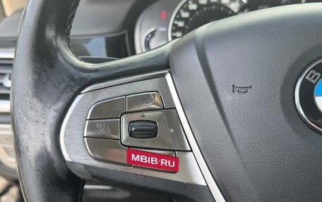 BMW 7 серия, 2017 год, 2 650 000 рублей, 15 фотография