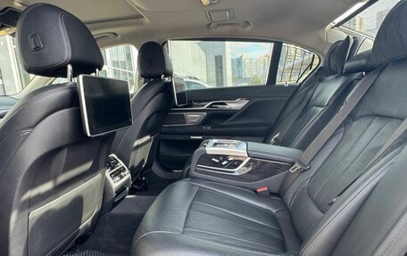 BMW 7 серия, 2017 год, 2 650 000 рублей, 25 фотография