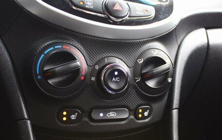 Hyundai Solaris II рестайлинг, 2014 год, 1 039 000 рублей, 15 фотография