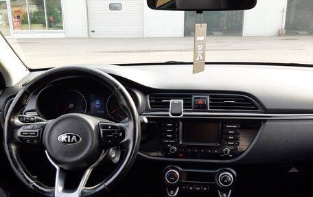 KIA Rio IV, 2017 год, 1 100 000 рублей, 5 фотография