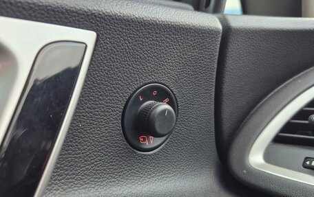 Opel Astra J, 2013 год, 1 250 000 рублей, 28 фотография