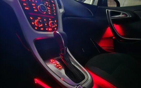 Opel Astra J, 2013 год, 1 250 000 рублей, 34 фотография