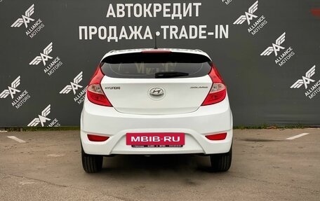 Hyundai Solaris II рестайлинг, 2013 год, 895 000 рублей, 6 фотография