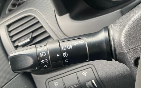 Hyundai Solaris II рестайлинг, 2013 год, 895 000 рублей, 19 фотография