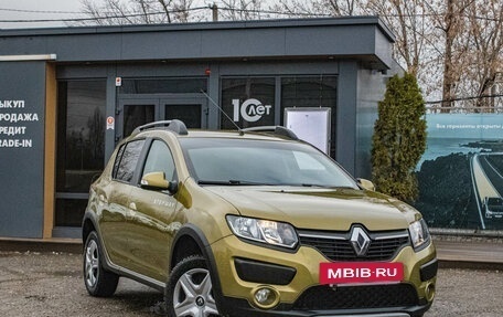 Renault Sandero II рестайлинг, 2017 год, 999 000 рублей, 2 фотография