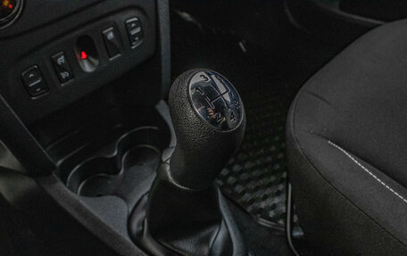 Renault Sandero II рестайлинг, 2017 год, 999 000 рублей, 19 фотография