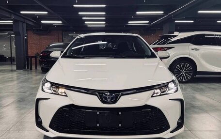 Toyota Corolla, 2021 год, 1 800 000 рублей, 2 фотография