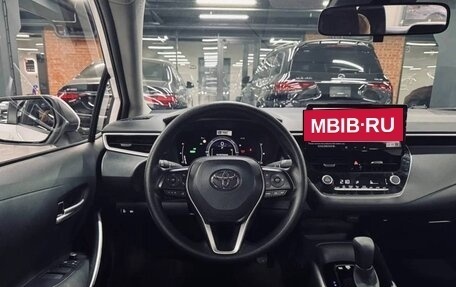 Toyota Corolla, 2021 год, 1 800 000 рублей, 4 фотография