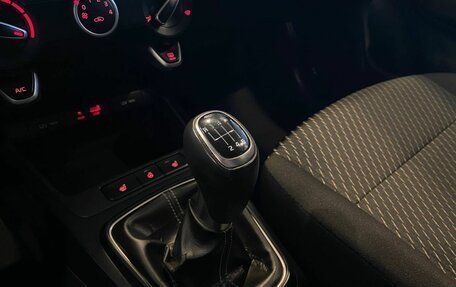 KIA Rio IV, 2019 год, 1 385 000 рублей, 31 фотография