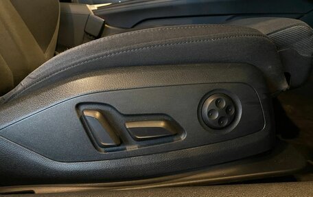 Audi A4, 2016 год, 1 890 000 рублей, 33 фотография