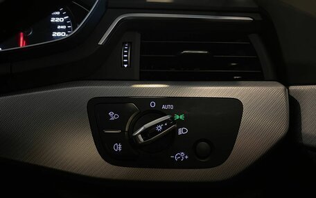 Audi A4, 2016 год, 1 890 000 рублей, 31 фотография