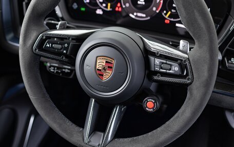 Porsche Cayenne III, 2025 год, 32 890 000 рублей, 17 фотография