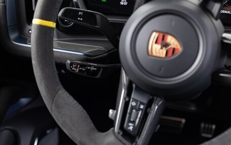 Porsche Cayenne III, 2025 год, 32 890 000 рублей, 16 фотография