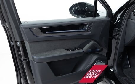 Porsche Cayenne III, 2025 год, 32 890 000 рублей, 8 фотография