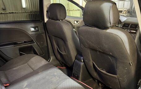 Ford Mondeo III, 2006 год, 295 000 рублей, 17 фотография