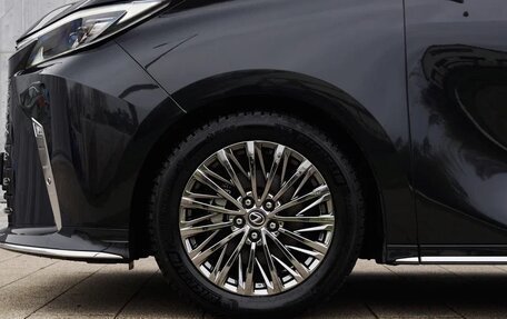 Lexus LM, 2024 год, 15 999 000 рублей, 14 фотография