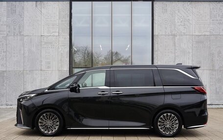 Lexus LM, 2024 год, 15 999 000 рублей, 8 фотография