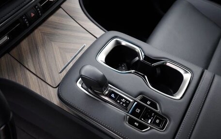 Lexus LM, 2024 год, 15 999 000 рублей, 22 фотография
