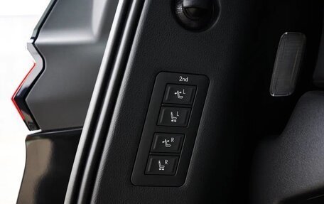 Lexus LM, 2024 год, 15 999 000 рублей, 31 фотография