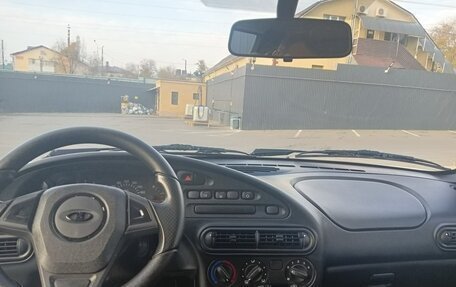 Chevrolet Niva I рестайлинг, 2015 год, 605 000 рублей, 9 фотография