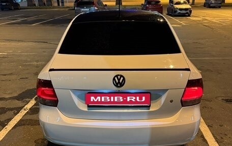 Volkswagen Polo VI (EU Market), 2014 год, 750 000 рублей, 7 фотография