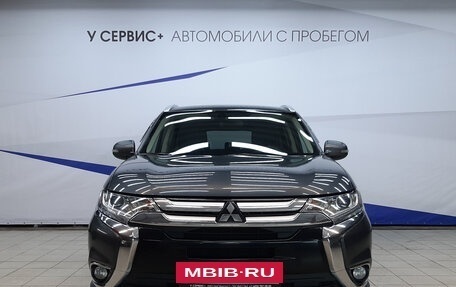 Mitsubishi Outlander III рестайлинг 3, 2016 год, 1 690 000 рублей, 6 фотография
