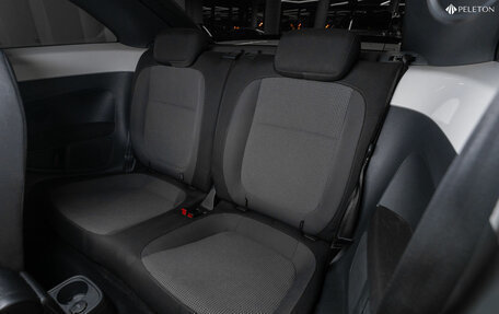 Volkswagen Beetle, 2013 год, 1 990 000 рублей, 12 фотография