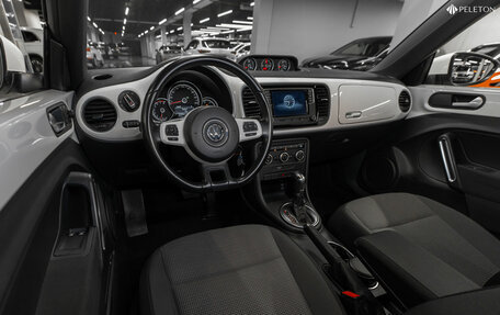 Volkswagen Beetle, 2013 год, 1 990 000 рублей, 7 фотография