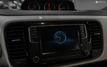 Volkswagen Beetle, 2013 год, 1 990 000 рублей, 16 фотография