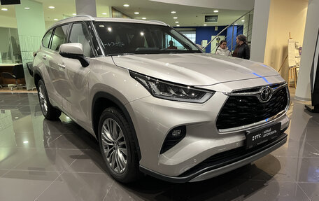 Toyota Highlander, 2025 год, 6 200 000 рублей, 3 фотография